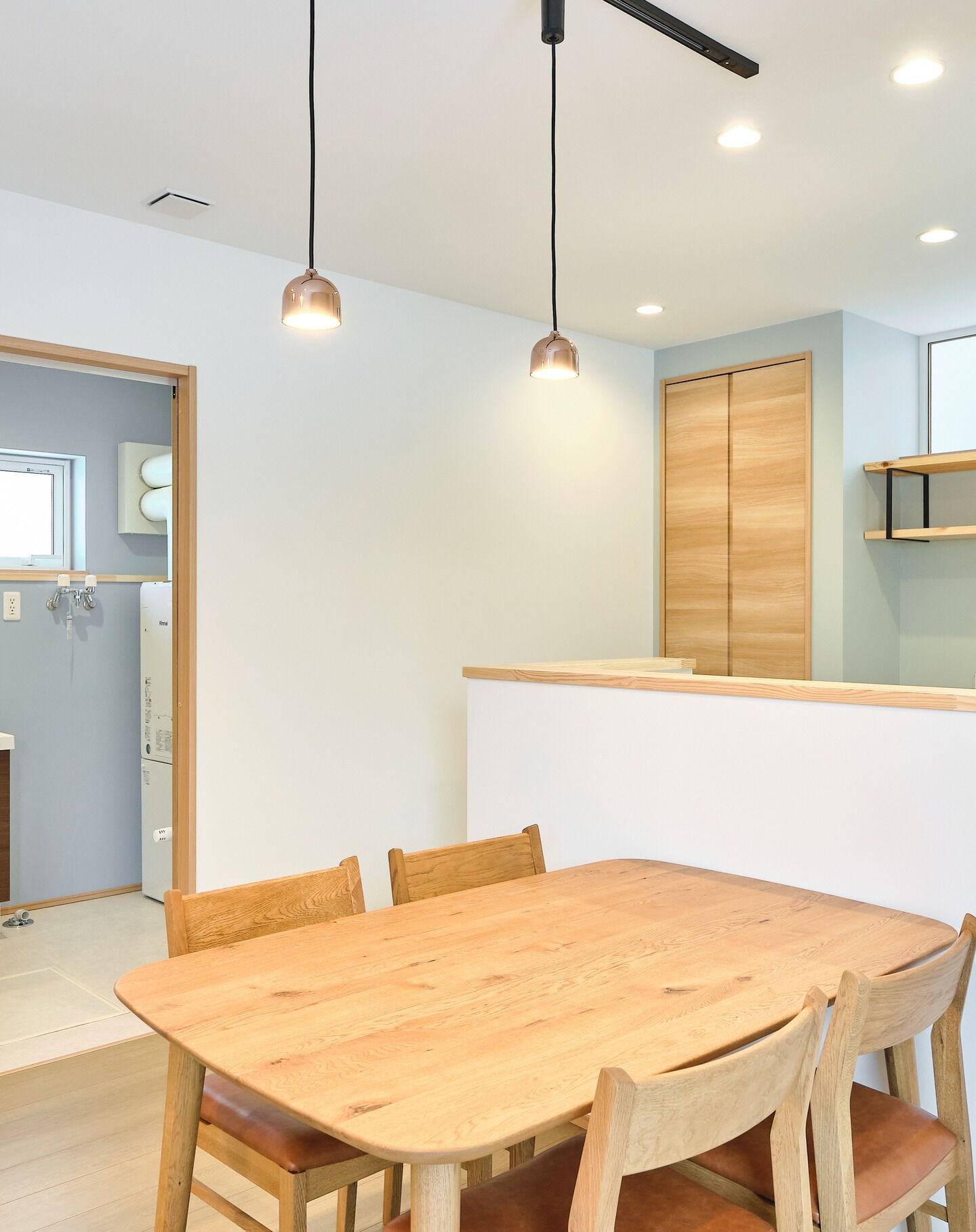 🏡✨あなたの理想の住まいを、橋本建設の技術とデザインで実現し